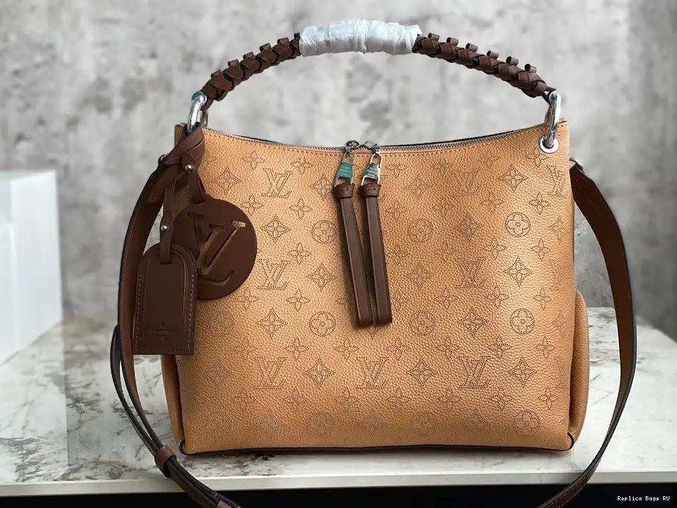 Cheap HOBO BEAUBOURG MM LOUIS VUITTON 0520
